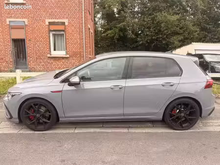 Volkswagen Golf GTE 1.4 245