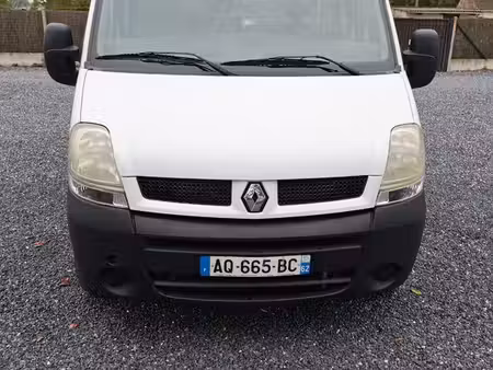 Renault Master 2.5 dCi 100