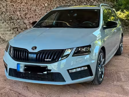 Škoda Octavia RS 2.0 TSI 245