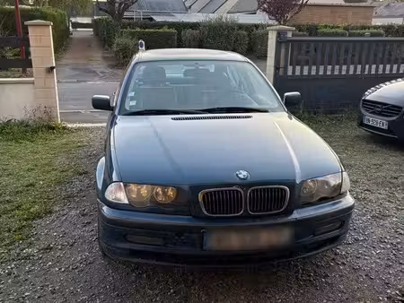 BMW Série 3 330d 3.0 183