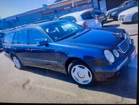 Mercedes-Benz Classe E E 220 2.1 CDI 143 Classic