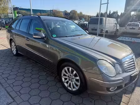 Mercedes-Benz Classe E E 220 2.1 CDI 170