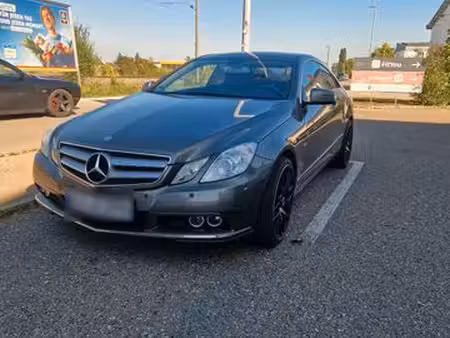 Mercedes-Benz Classe E E 250 2.1 150