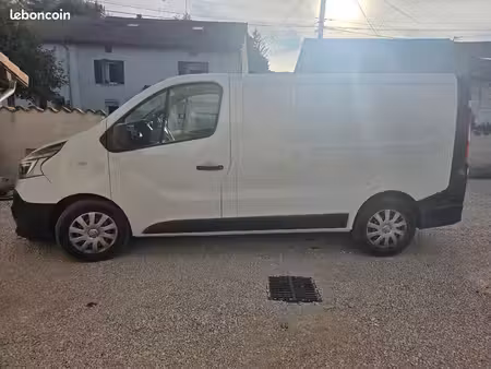 Renault Trafic 2.0 dCi 145