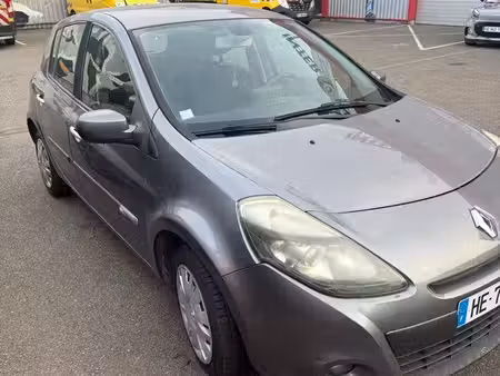 Renault Clio 1.2 75