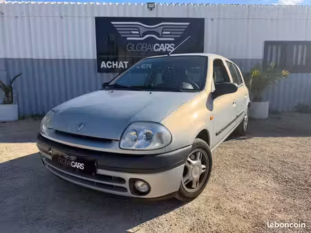 Renault Clio 1.4 98