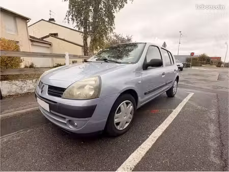 Renault Clio 1.2 75