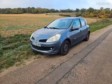 Renault Clio 1.6 110