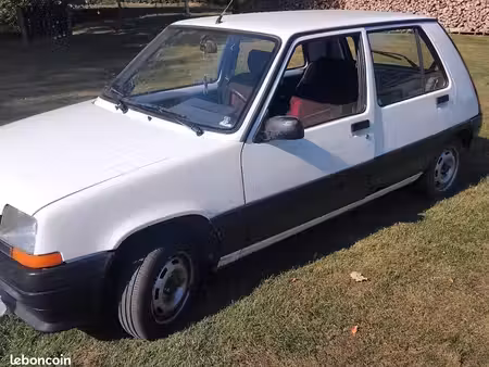 Renault R5 