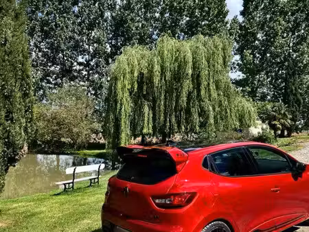 Renault Clio RS 1.6 T 200