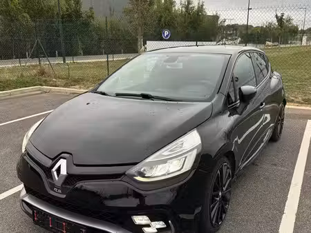 Renault Clio RS Trophy 1.6 T 220