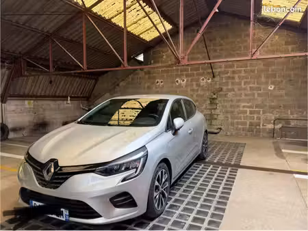 Renault Clio 1.6 145