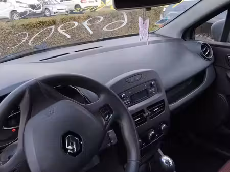 Renault Clio 1.2 75
