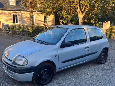Renault Clio 1.2 58