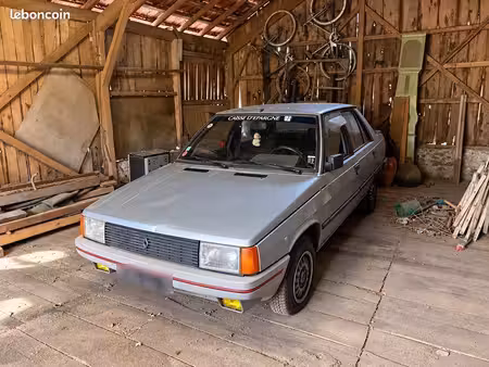 Renault R9 