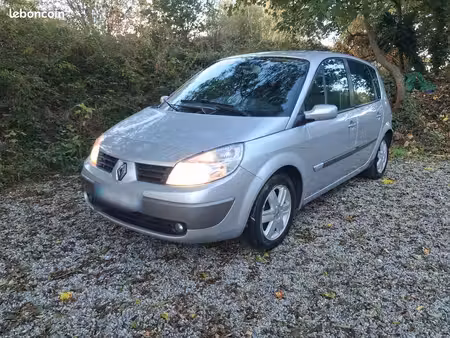 Renault Scénic 1.9 dCi 120