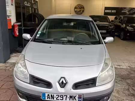 Renault Clio 1.4 98