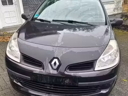 Renault Clio 1.2 75
