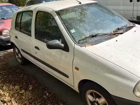 Renault Clio 1.2 58