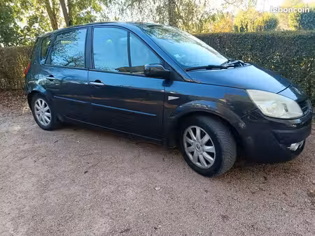 Renault Scénic 2.0 dCi 150