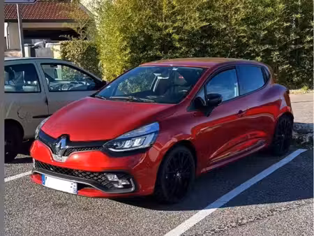 Renault Clio RS 1.6 T 200
