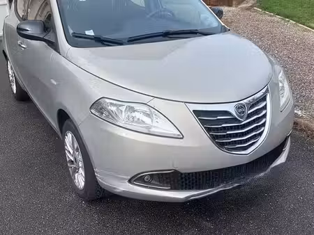Lancia Ypsilon 1.2 69