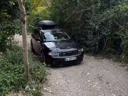 Audi A4 V6 2.5 TDI 163