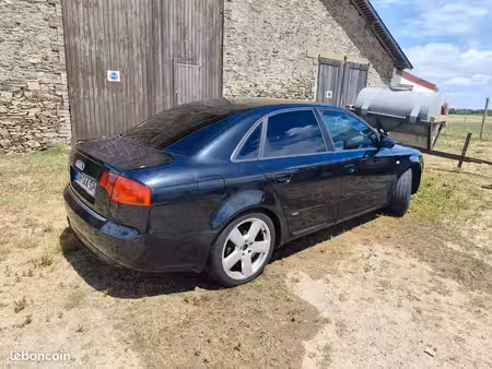 Audi A4 V6 2.5 TDI 155