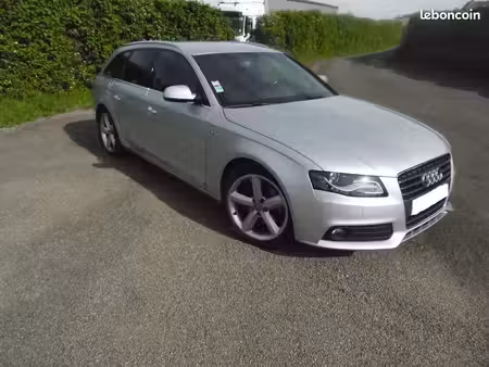 Audi A4 2.0 TDI 143 S line