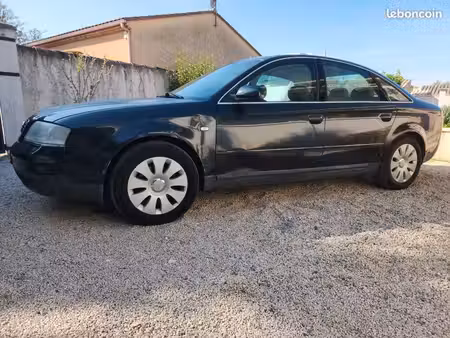 Audi A6 V6 2.4 165