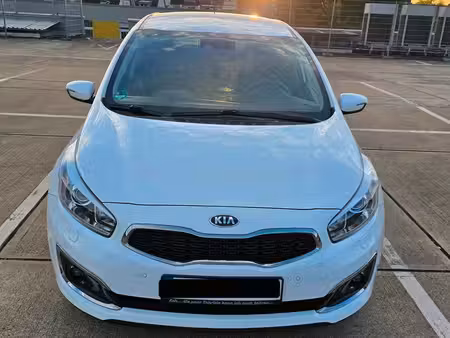 Kia Ceed 1.6 GDi 135 Spirit