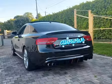 Audi A5 S5 V8 4.2 FSI 354 quattro