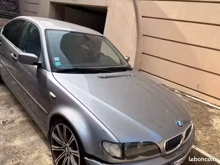 BMW Série 3 330d 3.0 204