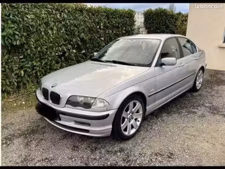 BMW Série 3 330d 3.0 183