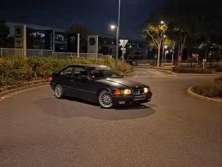 BMW Série 3 320i 2.0 150