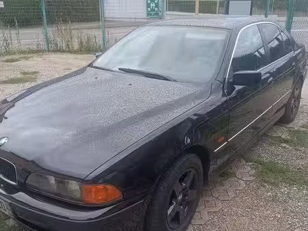 BMW Série 5 525TD 2.5 143