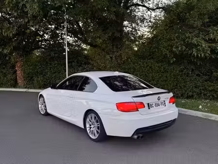 BMW Série 3 325d 3.0 204