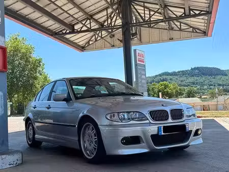BMW Série 3 330i 3.0 231