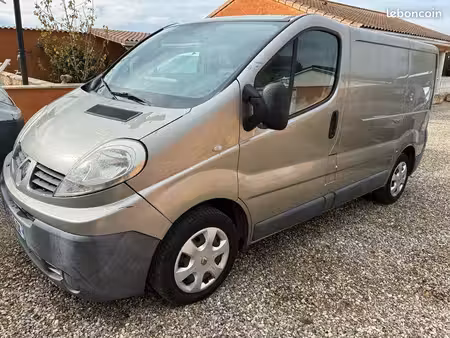 Renault Trafic 2.0 dCi 90