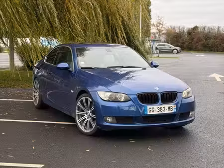 BMW Série 3 330i 3.0 272