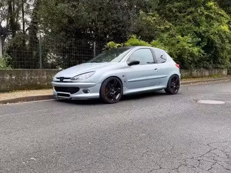 Peugeot 206 S16 2.0 137