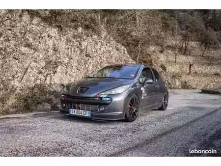 Peugeot 207 RC 1.6 THP 175