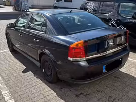 Opel Vectra 1.8 122
