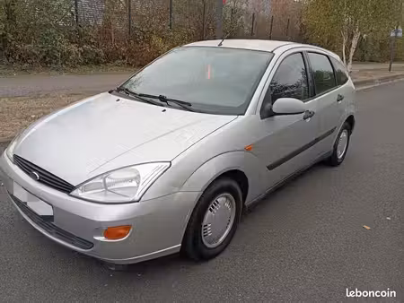 Ford Focus 1.6 100
