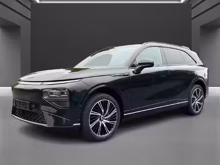 XPeng G9 Performance 551