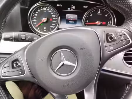 Mercedes-Benz Classe E E 220 4Matic