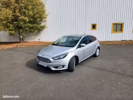 Ford Focus 1.0 125