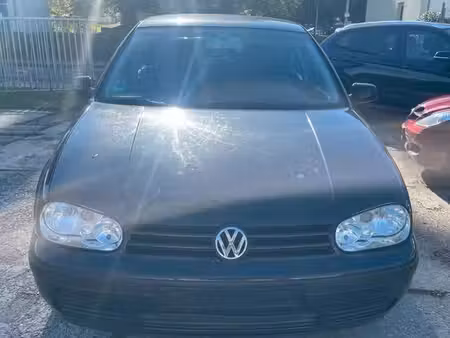 Volkswagen Golf 1.4 75