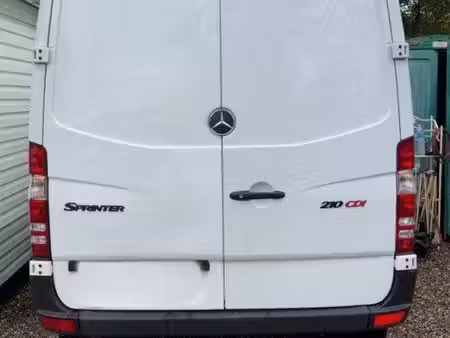 Mercedes-Benz Sprinter 210 2.1 95