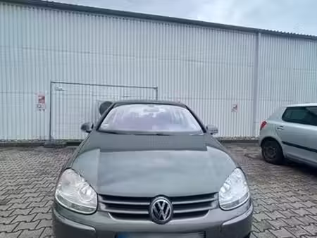 Volkswagen Golf 1.6 102